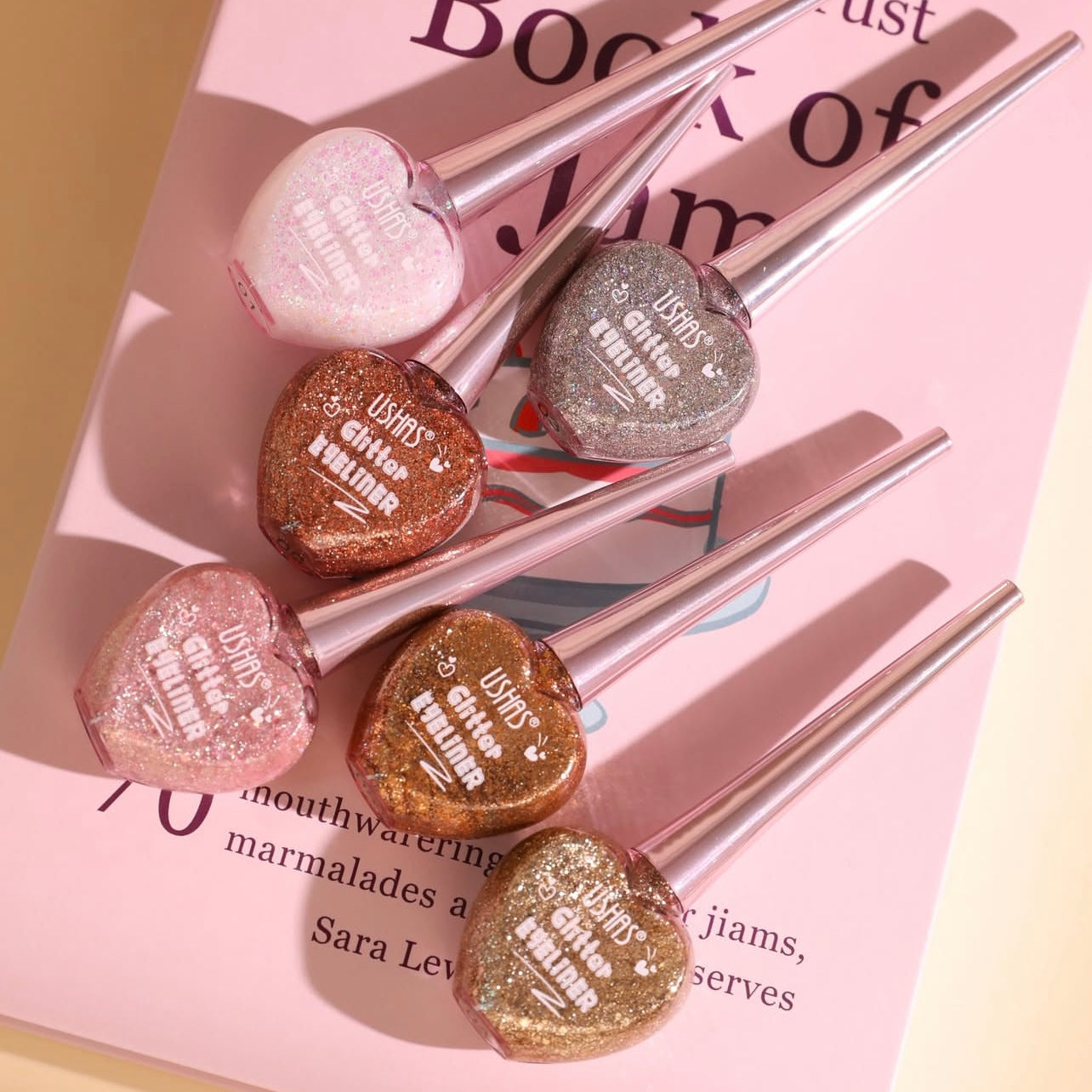 Eye-liner glitterato😍 USHAS ✨