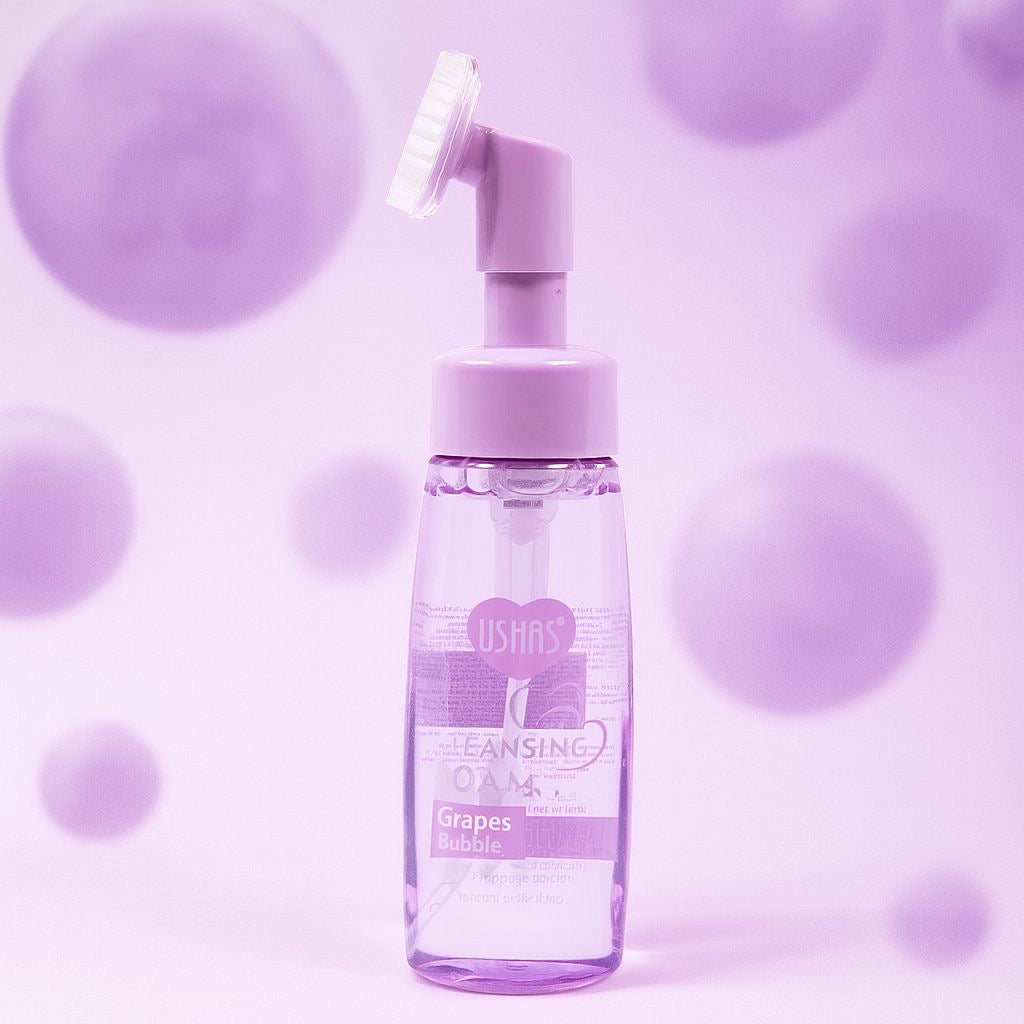 Mousse detergente con setoline in silicone per massaggio viso